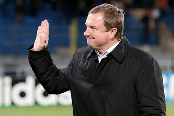 Агар "Виктория" бугун ЦСКАга ютқазса, жамоа бош мураббийи пиво сотувчиси бўлиб ишлайди