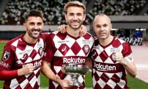 Иньеста ва Вилья фаолият олиб борадиган клуб Японияда шоҳсупага кўтарилди