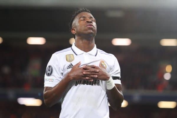 "Реал"нинг юлдузи янги мавсумда "омадли рақам"да ўйнайди