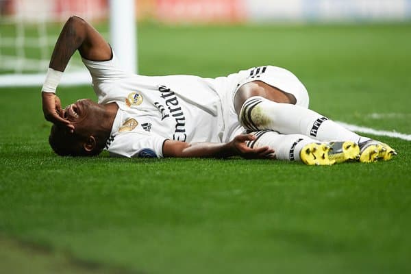 Рақиб мураббийи шогирдларидан “Реал” юлдузини “синдиришни” сўради