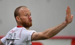 Денисов Сергеевга қарши туролмади!