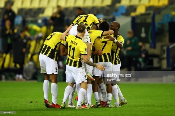 Конференциялар Лигаси. "Тоттенхэм" ҳам мағлуб бўлди ва бошқа натижалар