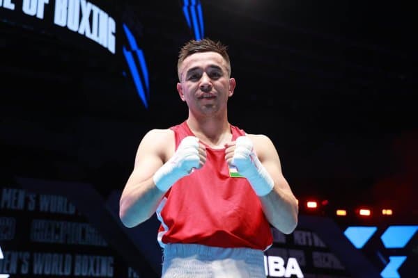 Ҳасанбой Дўсматов ярим финалда!