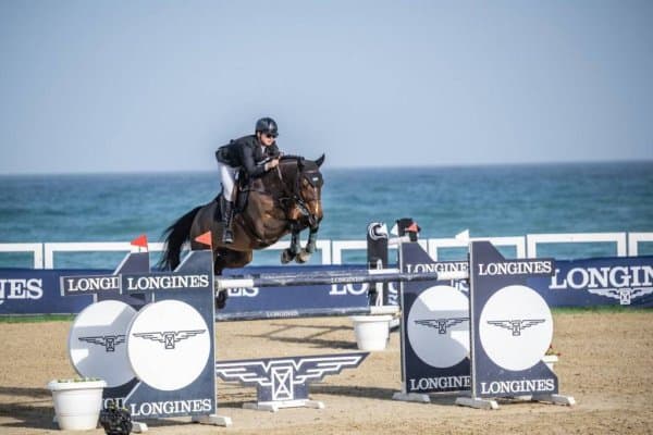 Ўзбек оти баланд сакради...