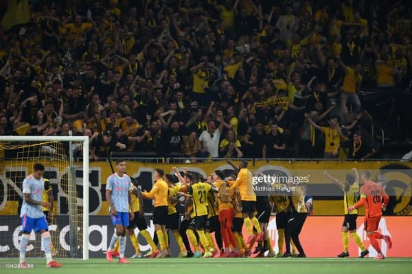 ЕЧЛ. "Манчестер Юнайтед" "Ферги-тайм"да мағлуб бўлди