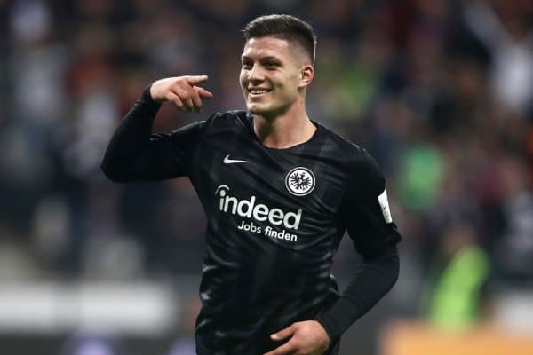 "Айнтрахт" Лука Йовичнинг трансферини тўлиқ сотиб олди