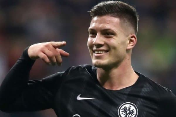 "Реал" "Барселона" кўзлаётган футболчини ўз томонига оғдириб олмоқчи