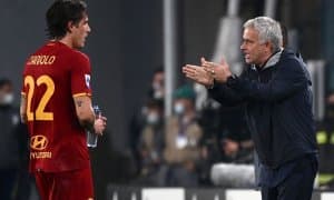 "Рома" раҳбарияти ғазабда! Улар АПЛ клубига ўтишни хоҳламаган футболчини жазоламоқчи