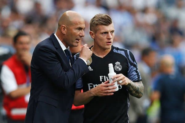 Кроос: "Зиданнинг Франция термасига бош мураббий бўлиш эҳтимоли ... "