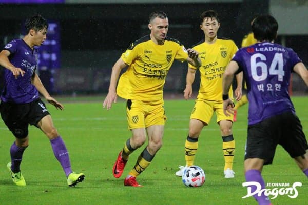 Легионерларимиз. Зотеевнинг жамоаси 4-ўринга кўтарилиб олди