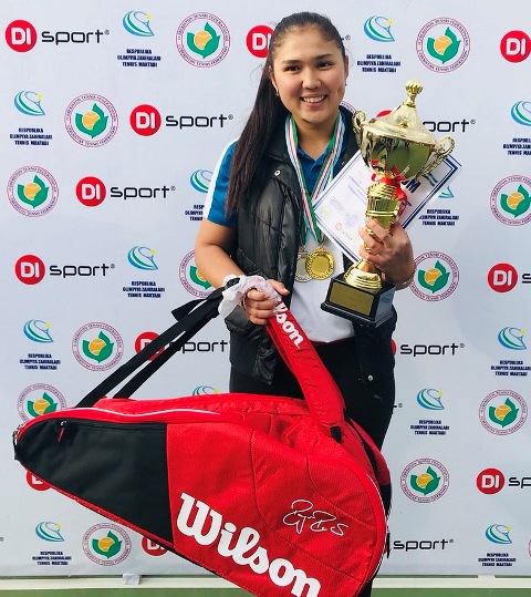 tennis uzb cham
